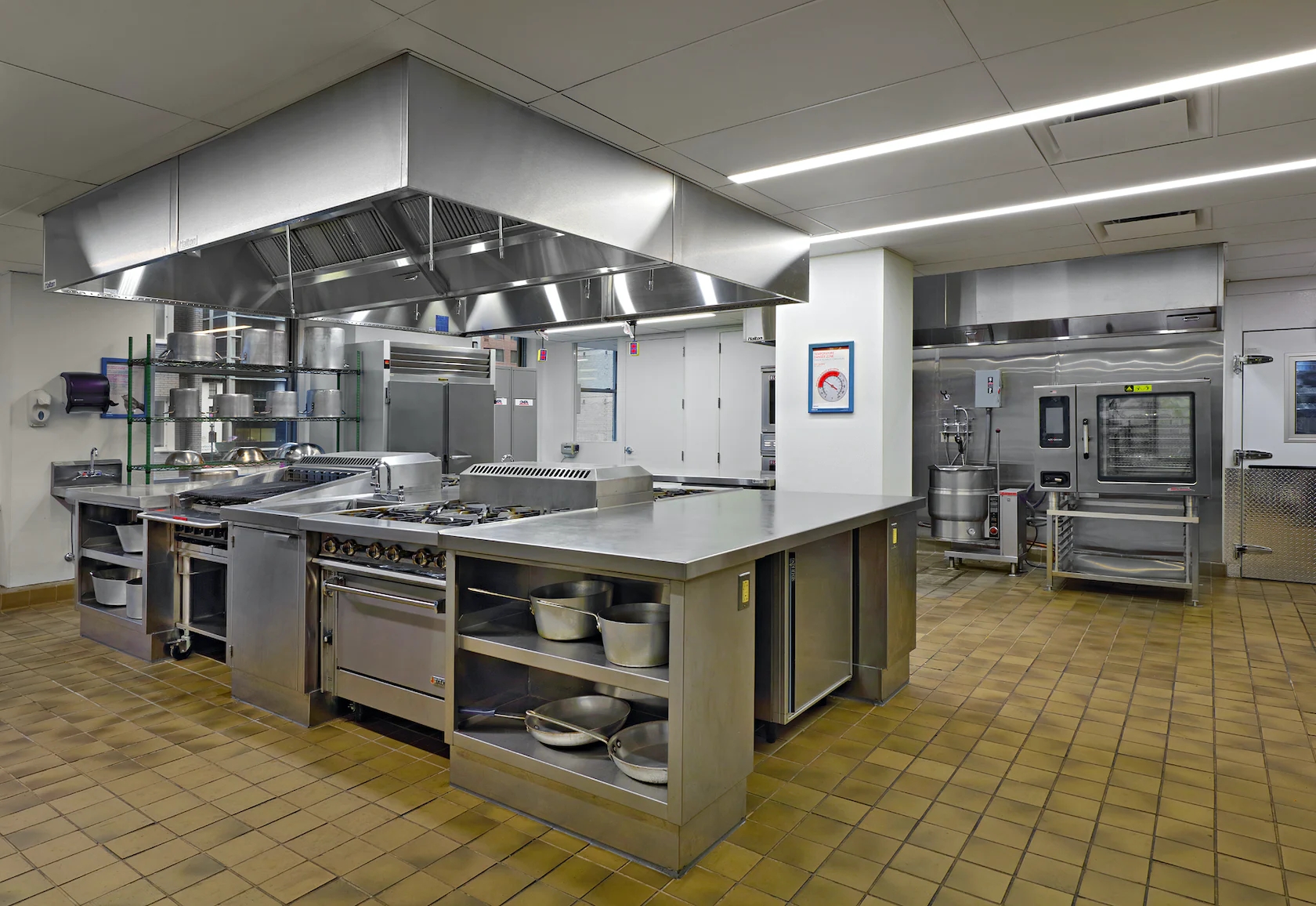 Restaurant Kitchen Project Fas - огляд і ціна Commercial Kitchen Projects